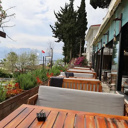 Blue Sea Garden Hotel